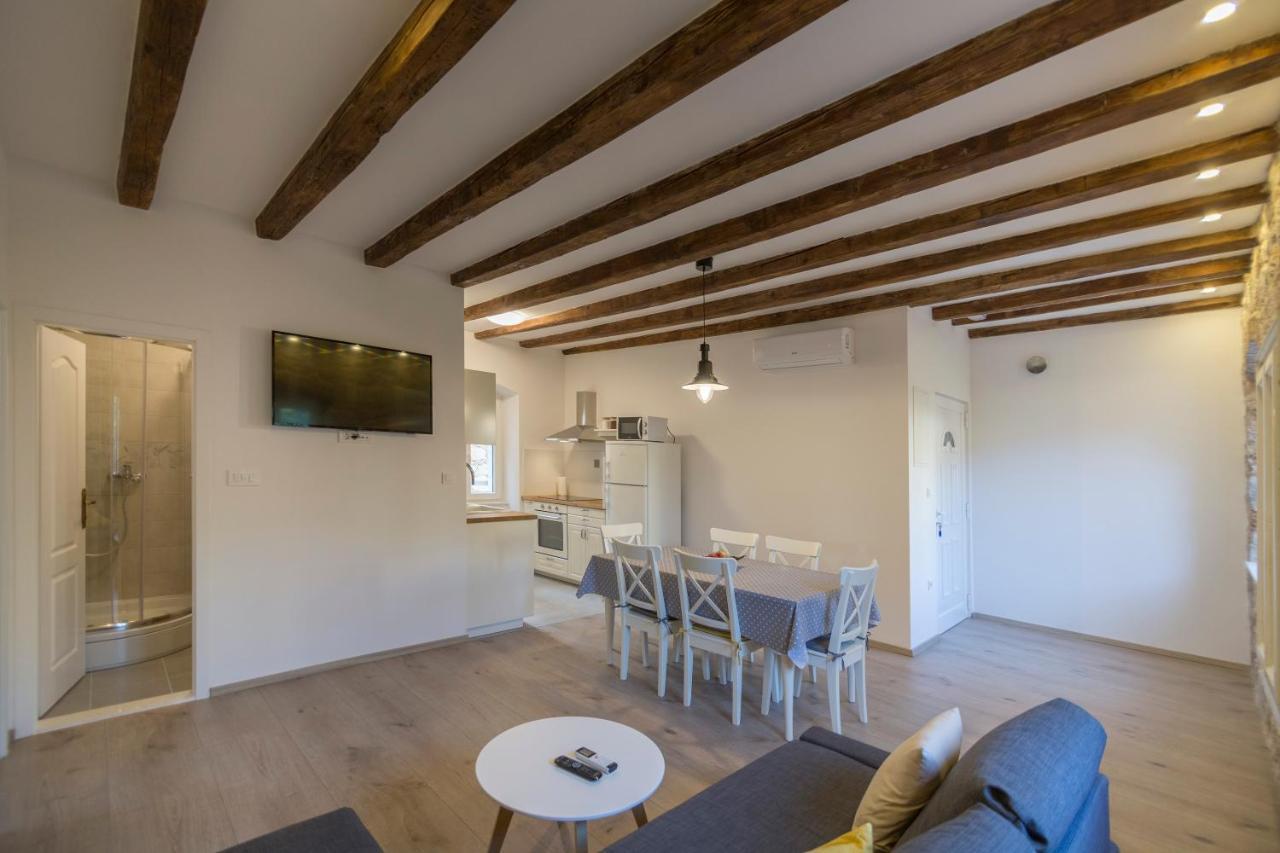 Apartments Bepi Komiža Kültér fotó