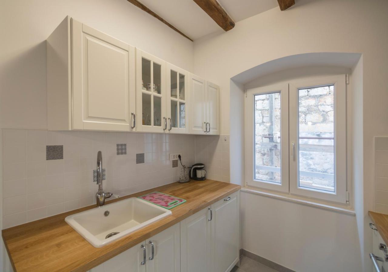 Apartments Bepi Komiža Kültér fotó