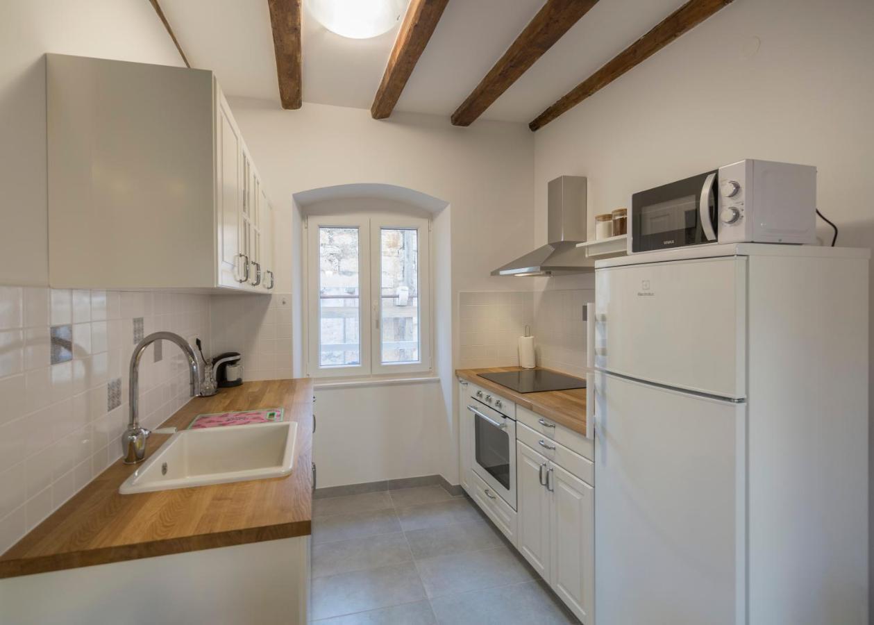 Apartments Bepi Komiža Kültér fotó