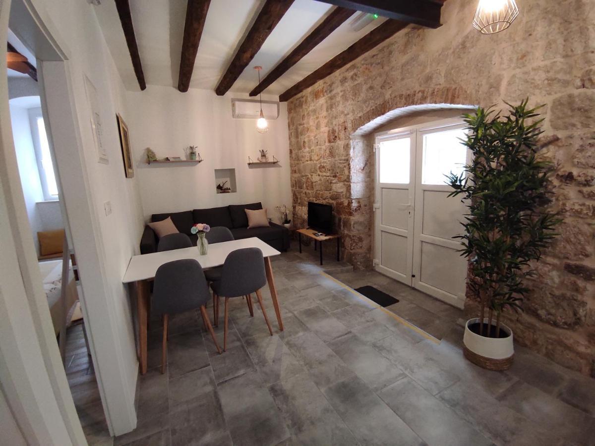 Apartments Bepi Komiža Kültér fotó