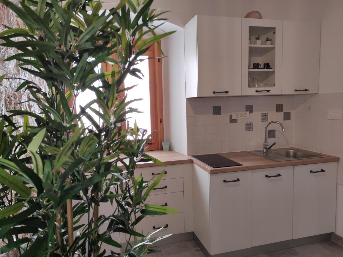 Apartments Bepi Komiža Kültér fotó
