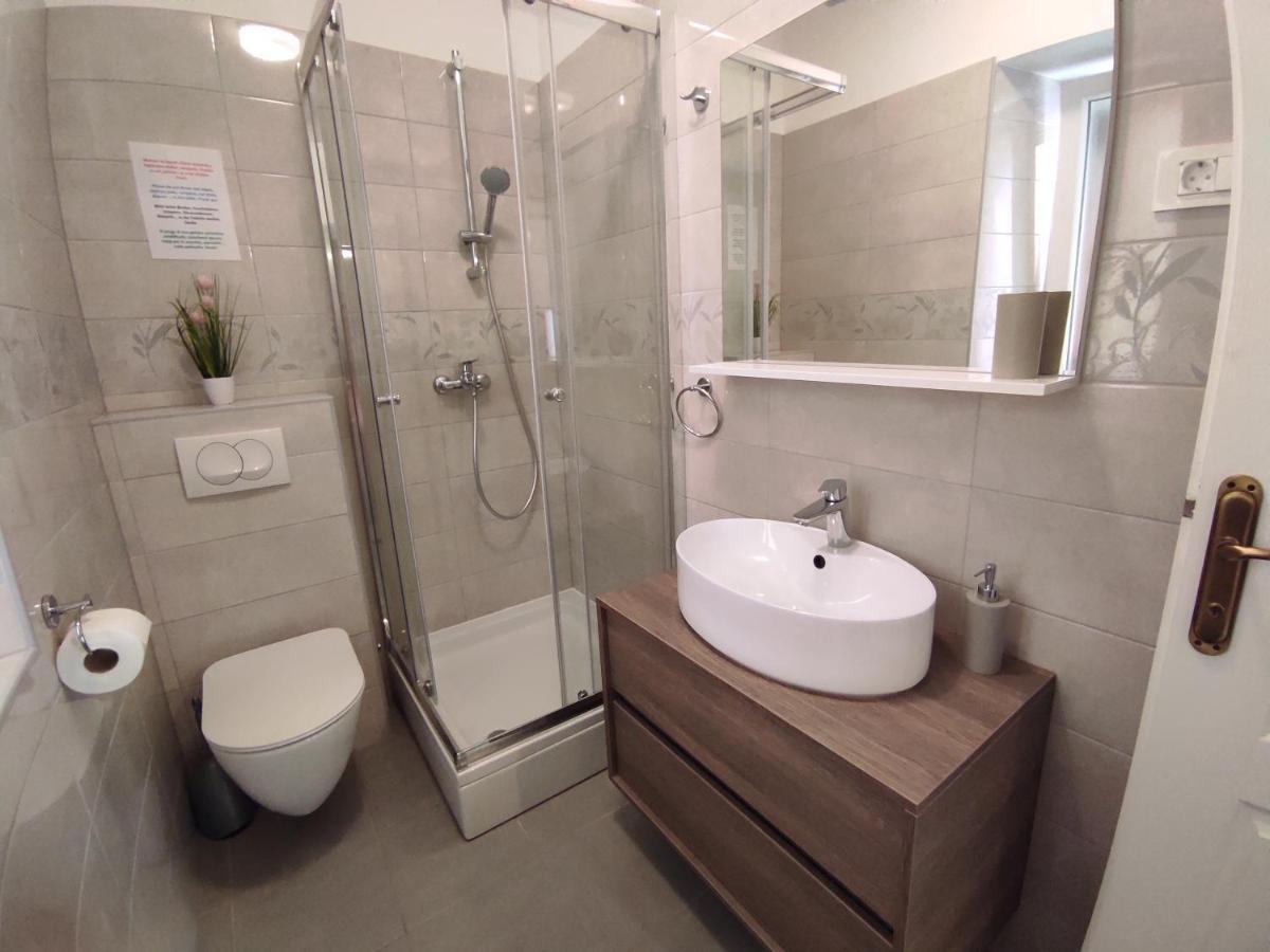 Apartments Bepi Komiža Kültér fotó