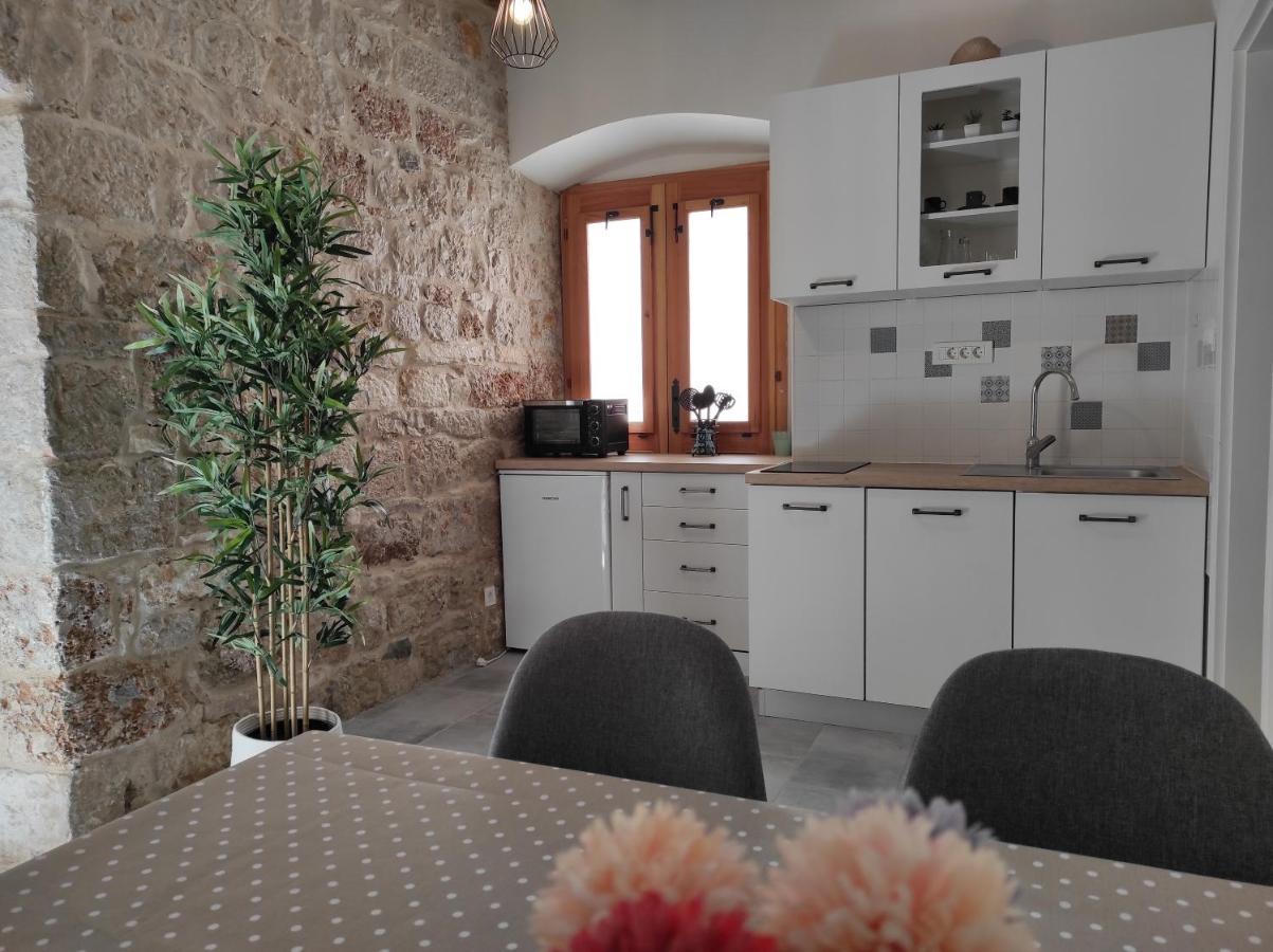 Apartments Bepi Komiža Kültér fotó